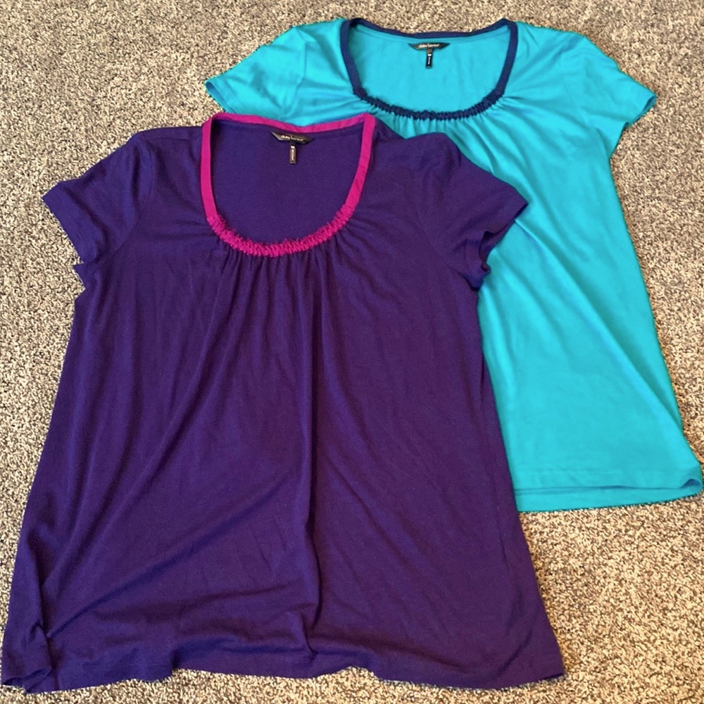 Classy! Lot of 2 NWOT Daisy Fuentes T-shirts size M with Organza Neckline Detail